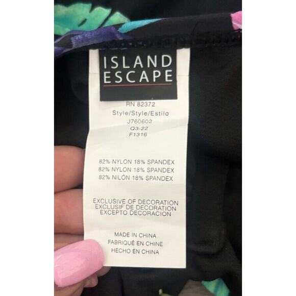 Island Escape Monterey One‎ Piece Underwire Black Floral Swimsuit Size 6 (e1) - Picture 7 of 7
